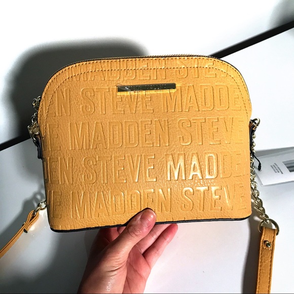 Steve Madden Handbags - 🔸STEVE MADDEN MUSTARD BMAGGIE LOGO CROSSBODY!